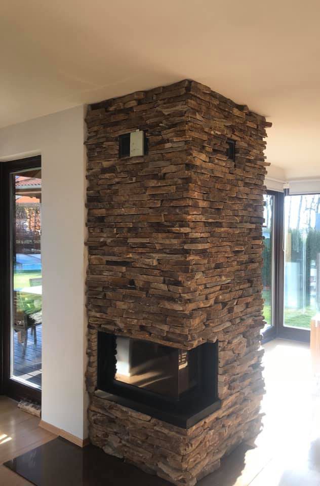 89958966_2559427947500471_204493975761977344_n